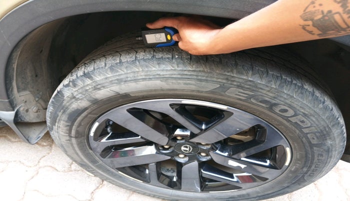 2022 Tata Safari XZA PLUS KAZIRANGA, Diesel, Automatic, 52,479 km, tyre