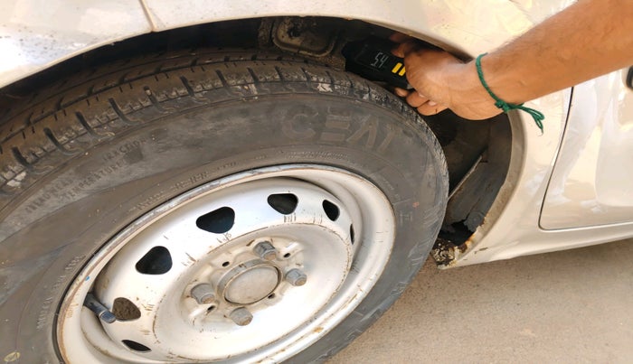 2017 Tata Tiago XE PETROL, CNG, Manual, 97,442 km, tyre