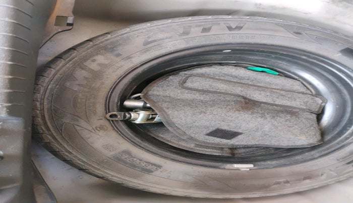 2018 Hyundai Elite i20 ASTA 1.4 CRDI (O), Diesel, Manual, 1,27,191 km, tyre