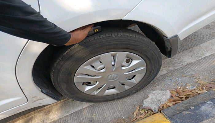 2014 Maruti Swift Dzire TOUR DIESEL, Diesel, Manual, 90,113 km, tyre