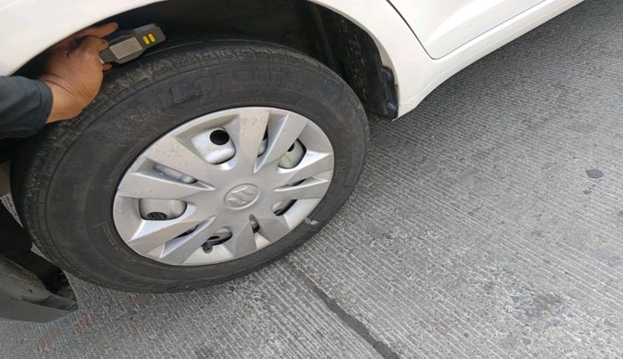 2014 Maruti Swift Dzire TOUR DIESEL, Diesel, Manual, 90,113 km, tyre