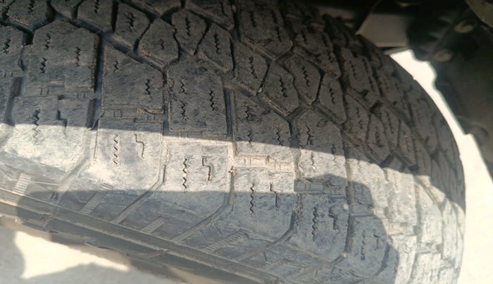 2023 Mahindra Thar LX D AT 4WD HT, Diesel, Automatic, 29,505 km, tyre