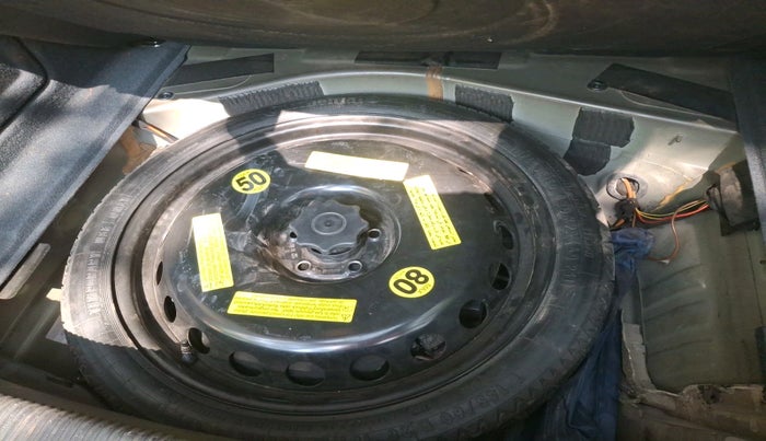 2013 Audi A6 2.0 TDI PREMIUM, Diesel, Automatic, 91,123 km, tyre