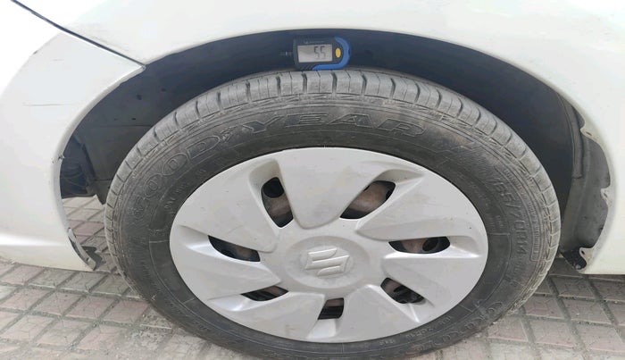 2018 Maruti Celerio VXI CNG, CNG, Manual, 74,482 km, tyre