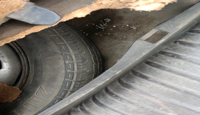 2011 Hyundai Santro Xing GL PLUS, Petrol, Manual, 75,512 km, tyre