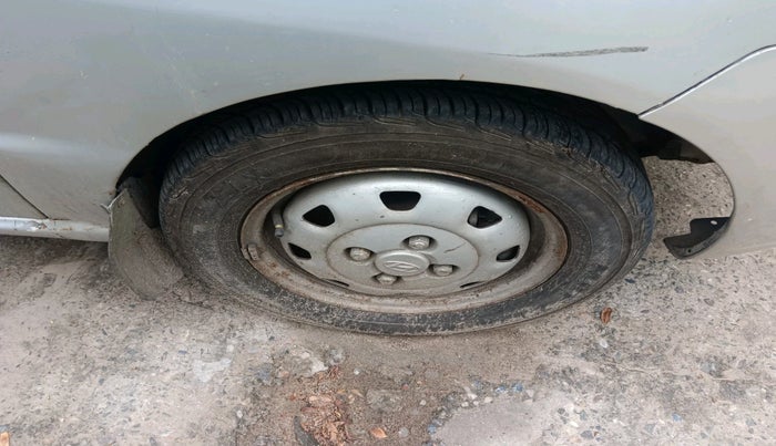 2011 Hyundai Santro Xing GL PLUS, Petrol, Manual, 75,512 km, tyre