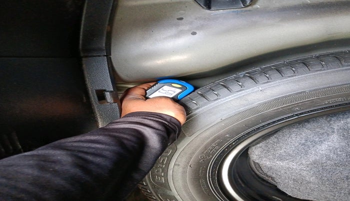 2022 Hyundai NEW I20 ASTA (O) 1.2 MT, Petrol, Manual, 59,165 km, tyre