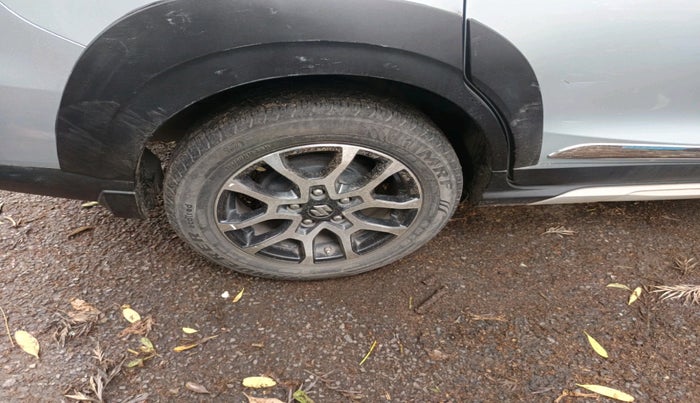 2024 Maruti XL6 ALPHA PLUS AT, Petrol, Automatic, 47,896 km, tyre