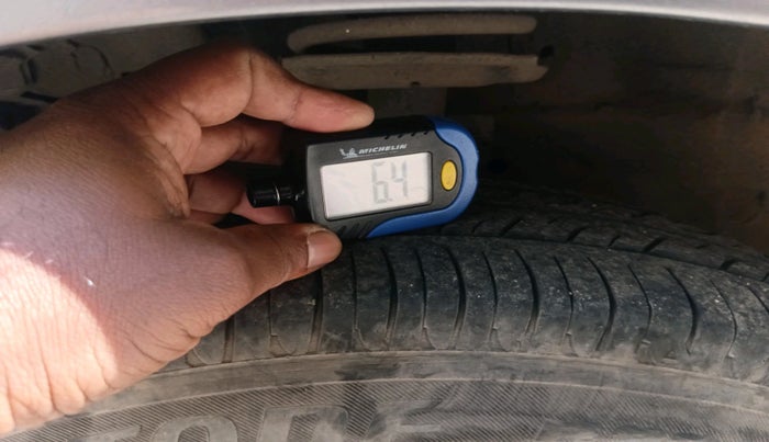 2012 Maruti Swift Dzire VDI, Diesel, Manual, 73,870 km, tyre