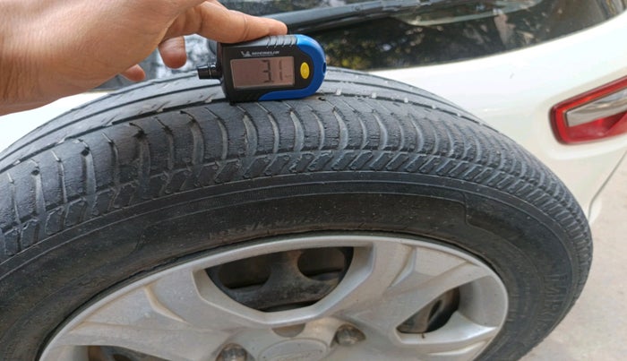 2016 Ford Ecosport TREND+ 1.5L DIESEL, Diesel, Manual, 1,29,312 km, tyre