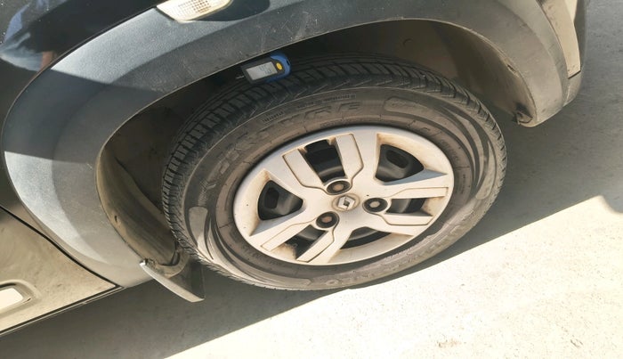 2018 Renault Kwid RXT 1.0 (O), Petrol, Manual, 19,710 km, tyre