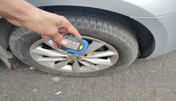 2016 Skoda Octavia 2.0 TDI CR STYLE PLUS AT, Diesel, Automatic, 1,22,325 km, tyre