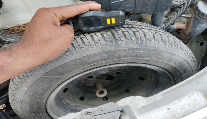 2014 Tata Nano TWIST XT, Petrol, Manual, 52,934 km, tyre