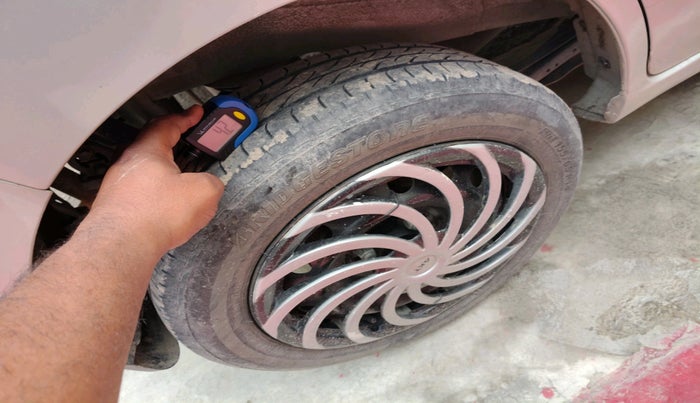 2014 Maruti Wagon R 1.0 LXI, CNG, Manual, 90,071 km, tyre