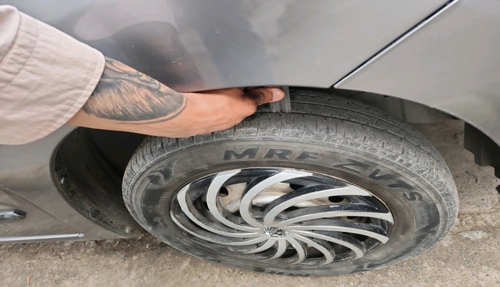 2015 Maruti Wagon R 1.0 LXI, Petrol, Manual, 92,298 km, tyre