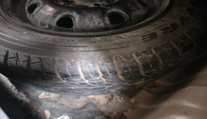 2011 Maruti Alto K10 VXI, Petrol, Manual, 80,588 km, tyre