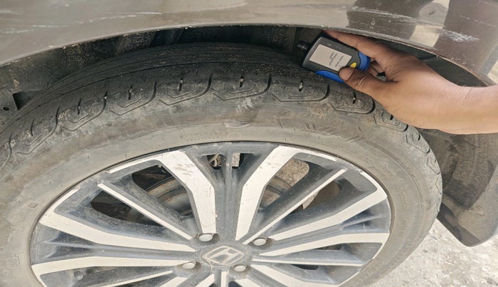 2017 Honda City 1.5L I-VTEC VX, Petrol, Manual, 1,28,423 km, tyre