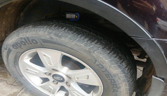 2014 Mahindra XUV500 W8, Diesel, Manual, 1,40,764 km, tyre