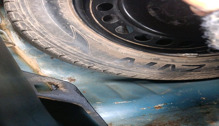 2019 Maruti Baleno DELTA CVT PETROL 1.2, CNG, Automatic, 1,15,901 km, tyre