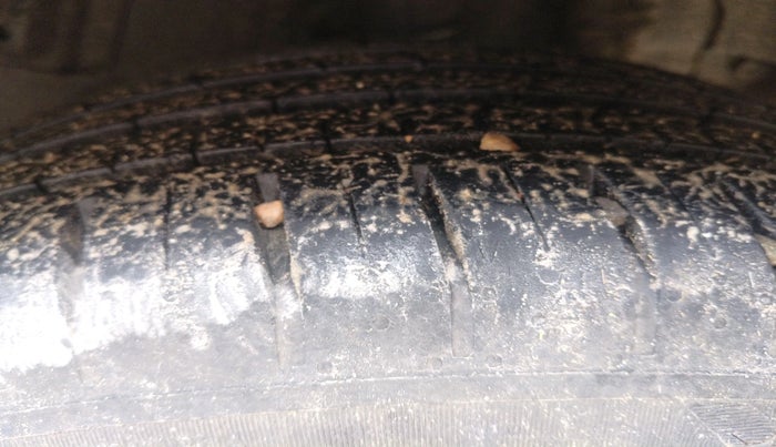 2021 Tata NEXON XM PLUS SUNROOF DIESEL, Diesel, Manual, 1,46,269 km, tyre