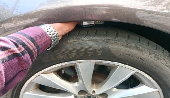 2014 BMW 7 Series 730L D, Diesel, Automatic, 49,784 km, tyre