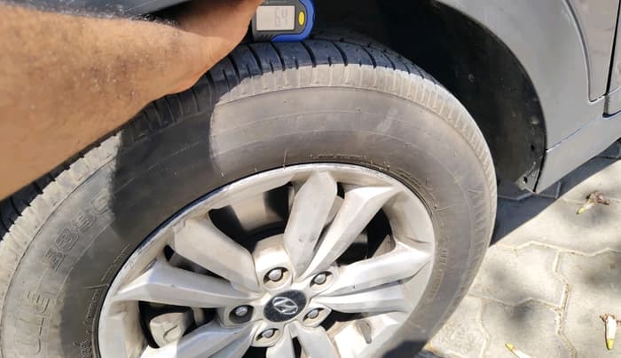 2015 Hyundai Creta SX PLUS AT 1.6 DIESEL, Diesel, Automatic, 1,11,685 km, tyre