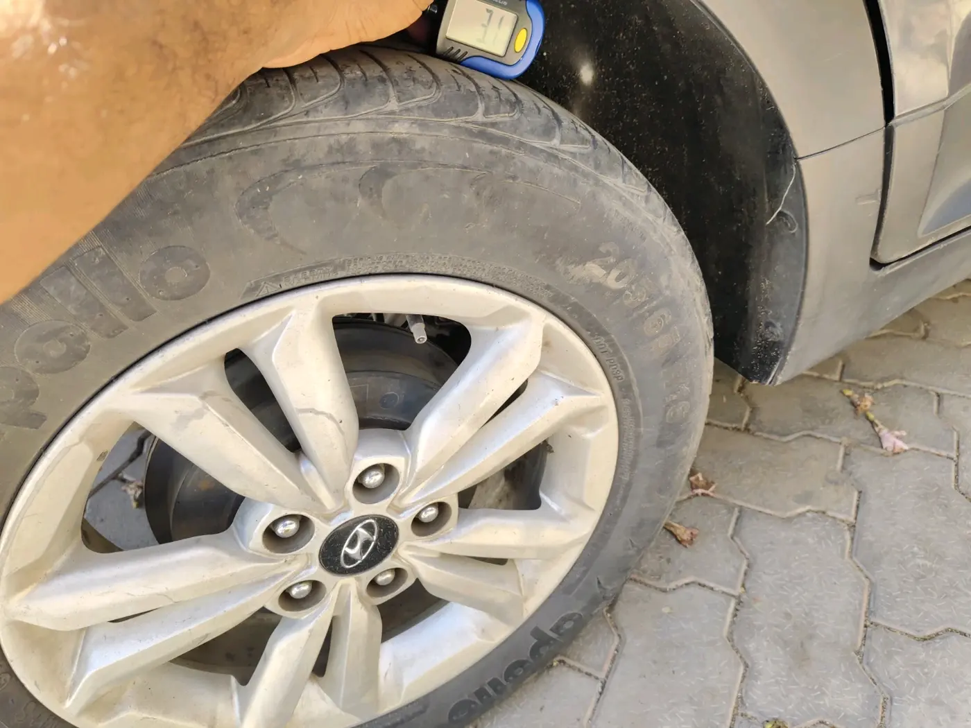 2015 Hyundai Creta SX PLUS AT 1.6 DIESEL, Diesel, Automatic, 1,11,685 km, tyre
