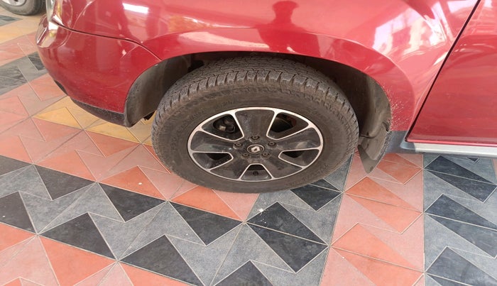 2018 Renault Duster 110 PS RXZ DIESEL, Diesel, Manual, 85,327 km, tyre