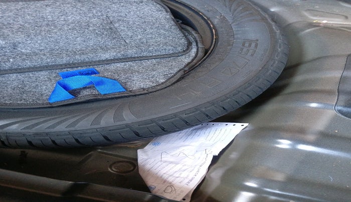 2024 Hyundai EXTER SX(O) CONNECT 1.2 AMT, Petrol, Automatic, 7,305 km, tyre