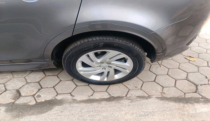 2020 Landrover DISCOVERY SPORT SE R-DYNAMIC 2.0 DIESEL, Diesel, Automatic, 71,679 km, tyre