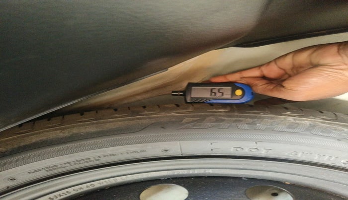 2018 Maruti IGNIS DELTA 1.2, Petrol, Manual, 40,735 km, tyre