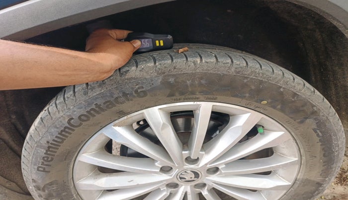 2018 Skoda Kodiaq STYLE 2.0 TDI 4X4 AT, Diesel, Automatic, 1,34,406 km, tyre