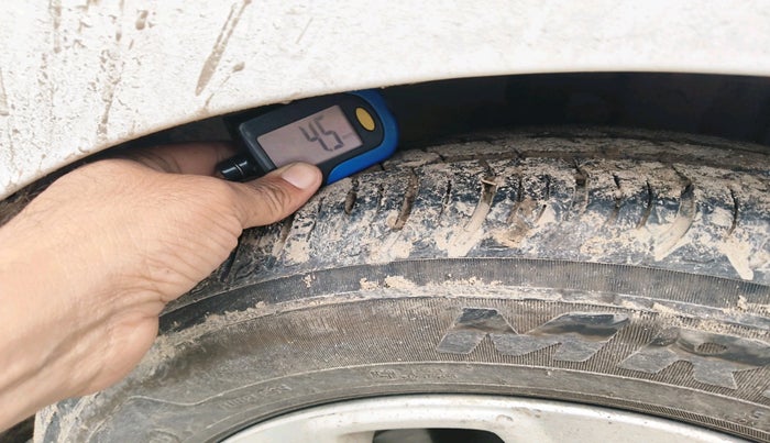 2016 Ford Figo Aspire TITANIUM 1.5 PETROL AT, Petrol, Automatic, 90,283 km, tyre