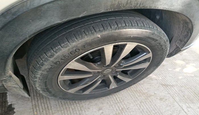 2021 Nissan Kicks XV 1.5, Petrol, Manual, 32,011 km, tyre