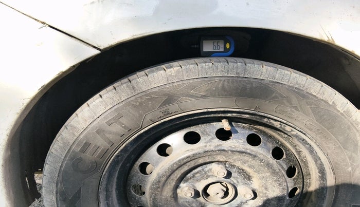 2015 Maruti Celerio VDI, Diesel, Manual, 1,41,548 km, tyre