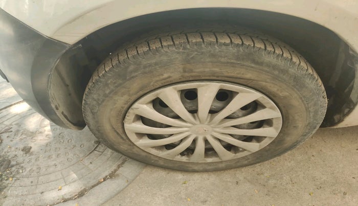 2011 Maruti Ritz VDI, Diesel, Manual, 1,30,282 km, tyre