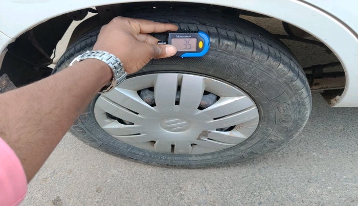 2015 Maruti Alto 800 LXI, Petrol, Manual, 56,278 km, tyre