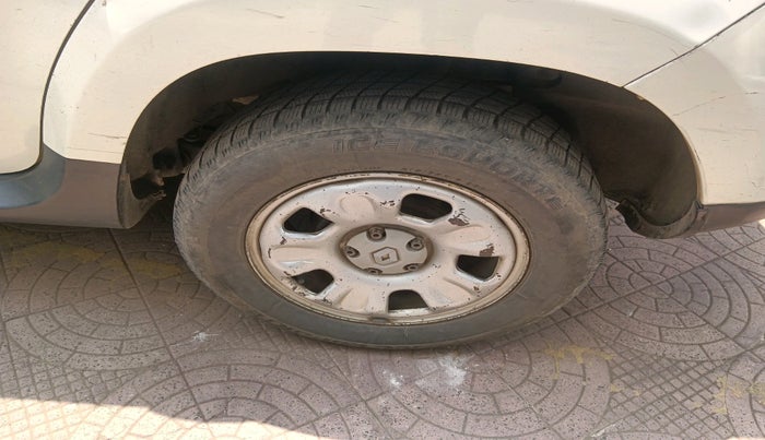 2013 Renault Duster 85 PS RXL DIESEL, Diesel, Manual, 1,64,549 km, tyre