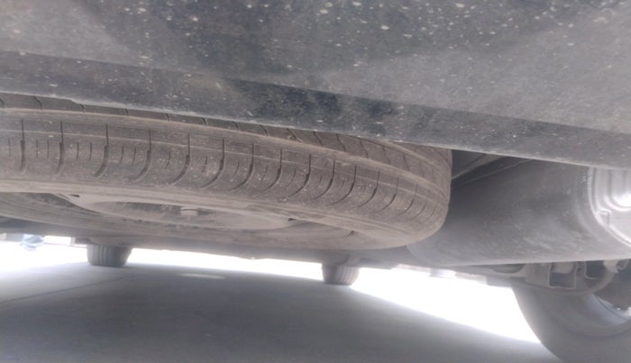 2022 KIA CARENS LUXURY PLUS 1.4 PETROL DCT 6 STR, Petrol, Automatic, 49,222 km, tyre