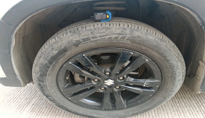 2018 Maruti Vitara Brezza ZDI, Diesel, Manual, 76,742 km, tyre