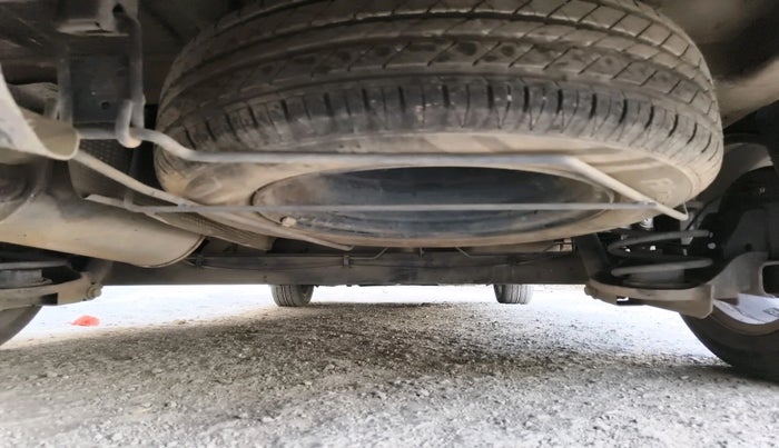 2016 Renault Lodgy 110 PS RXZ, Diesel, Manual, 1,75,379 km, tyre