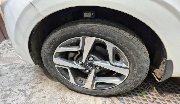 2020 Hyundai AURA SX+ 1.0 TURBO GDI MT, Petrol, Manual, 21,392 km, tyre