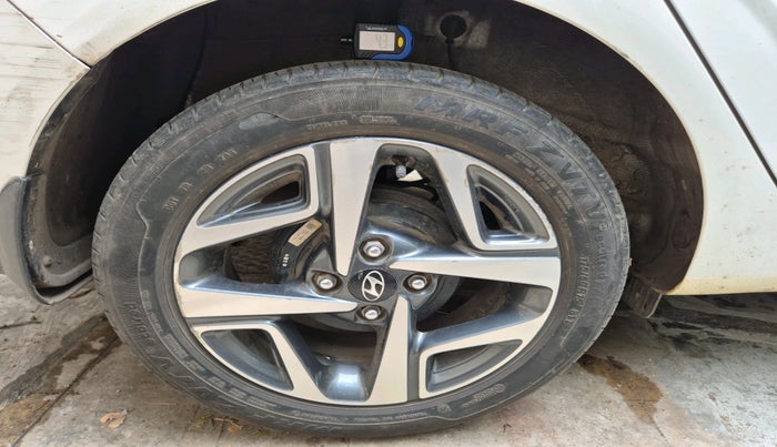 2020 Hyundai AURA SX+ 1.0 TURBO GDI MT, Petrol, Manual, 21,392 km, tyre