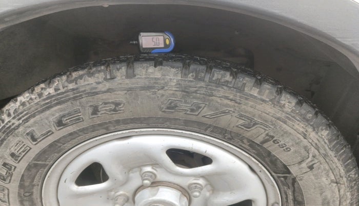 2018 Tata Hexa XM 4X2 7 STR, Diesel, Manual, 1,59,872 km, tyre