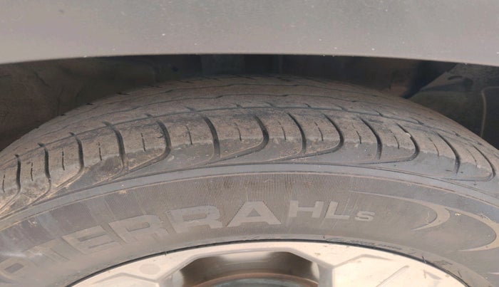 2020 KIA SELTOS HTK PLUS 1.5 DIESEL, Diesel, Manual, 1,17,456 km, tyre