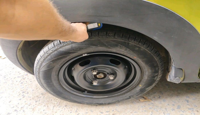 2017 Datsun Go D, Petrol, Manual, 17,930 km, tyre