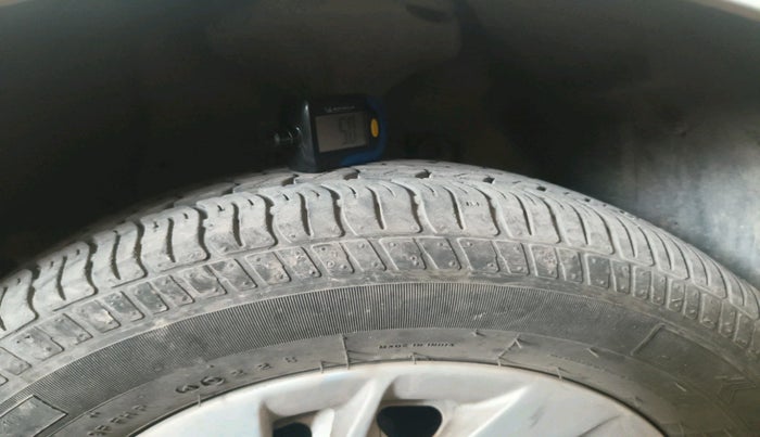 2012 Tata Indica Vista LX TDI, Diesel, Manual, 1,46,991 km, tyre