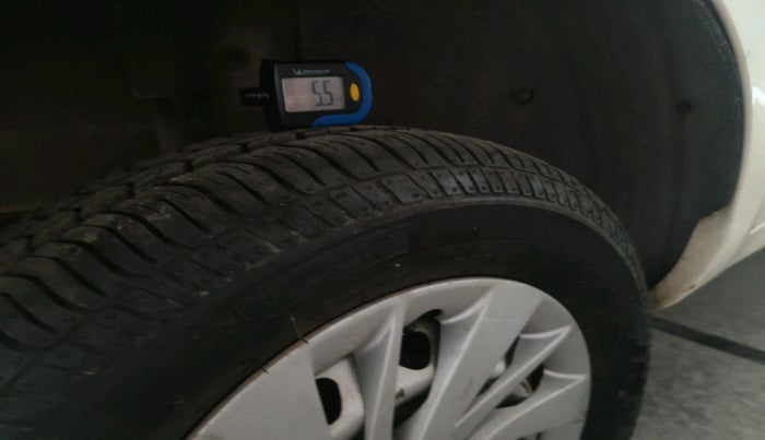 2012 Tata Indica Vista LX TDI, Diesel, Manual, 1,46,991 km, tyre