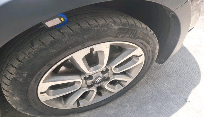 2015 Hyundai i20 Active 1.4 SX, Diesel, Manual, 1,07,889 km, tyre