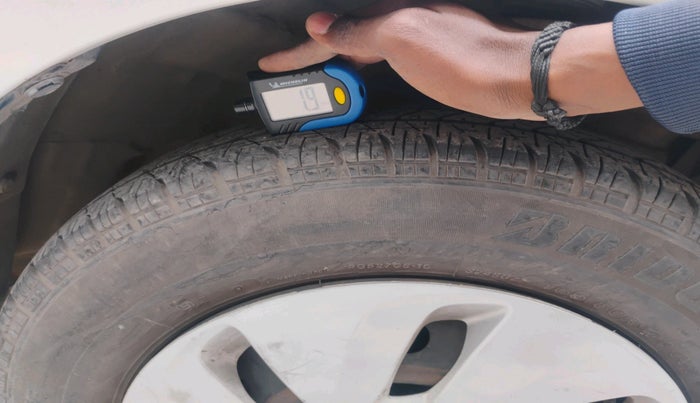 2014 Maruti Swift Dzire VXI, Petrol, Manual, 1,75,714 km, tyre